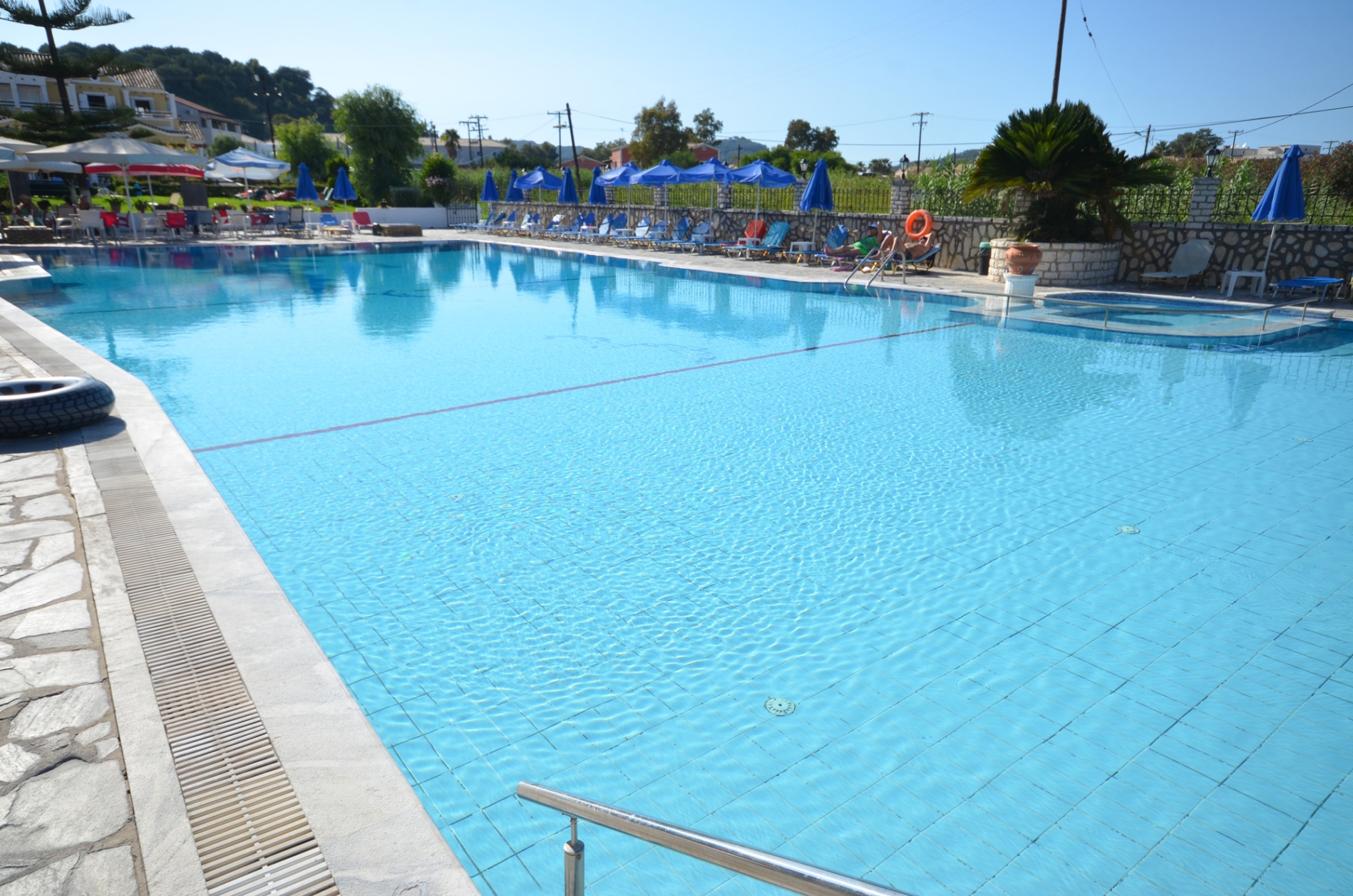Tiara Holidays - Paradise Hotel Apartments Sidari - bazen 2